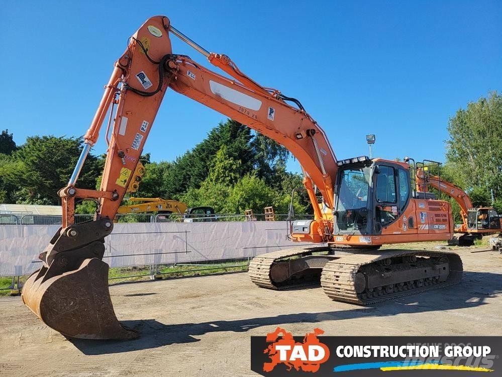 Doosan DX 225 LC-3 Lánctalpas kotrók
