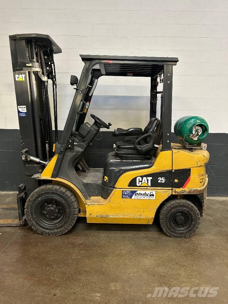 CAT GP 25 N Gázüzemű targoncák