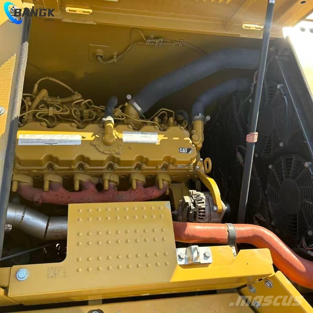 CAT 330GC Lánctalpas kotrók