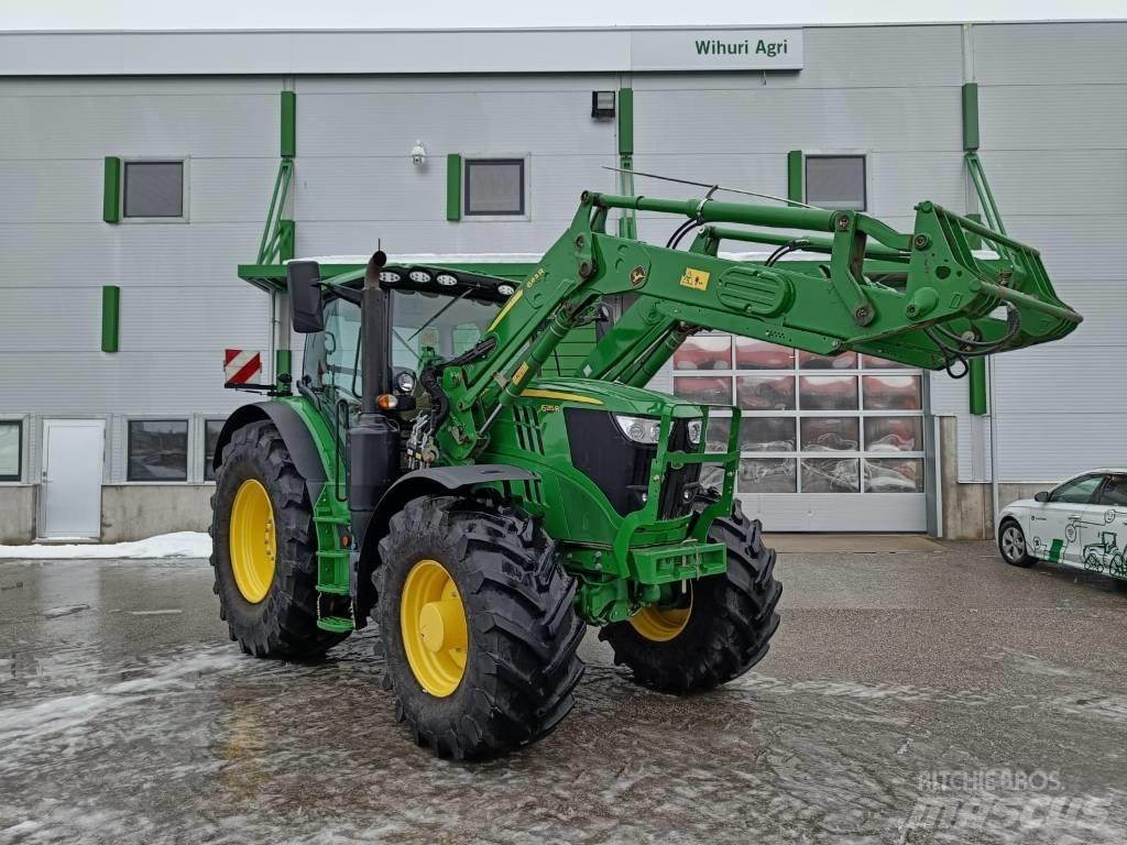 John Deere 6215 R Traktorok