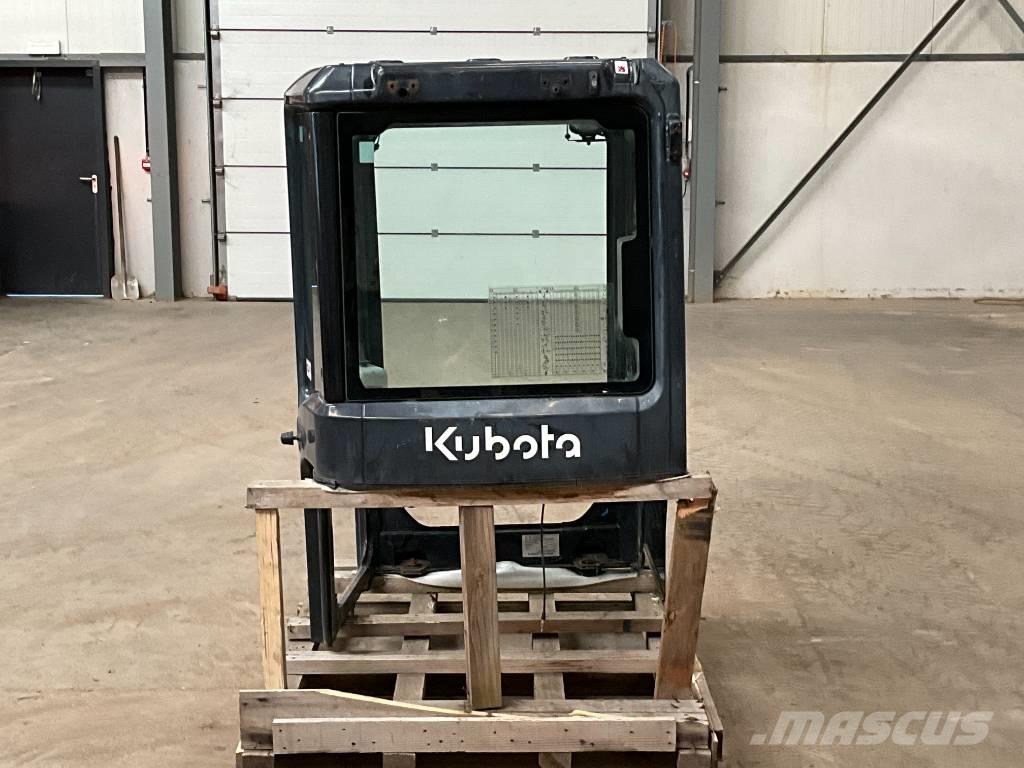 Kubota U 48-4 / U 55-4 Vezetőfülke és belső tartozékok