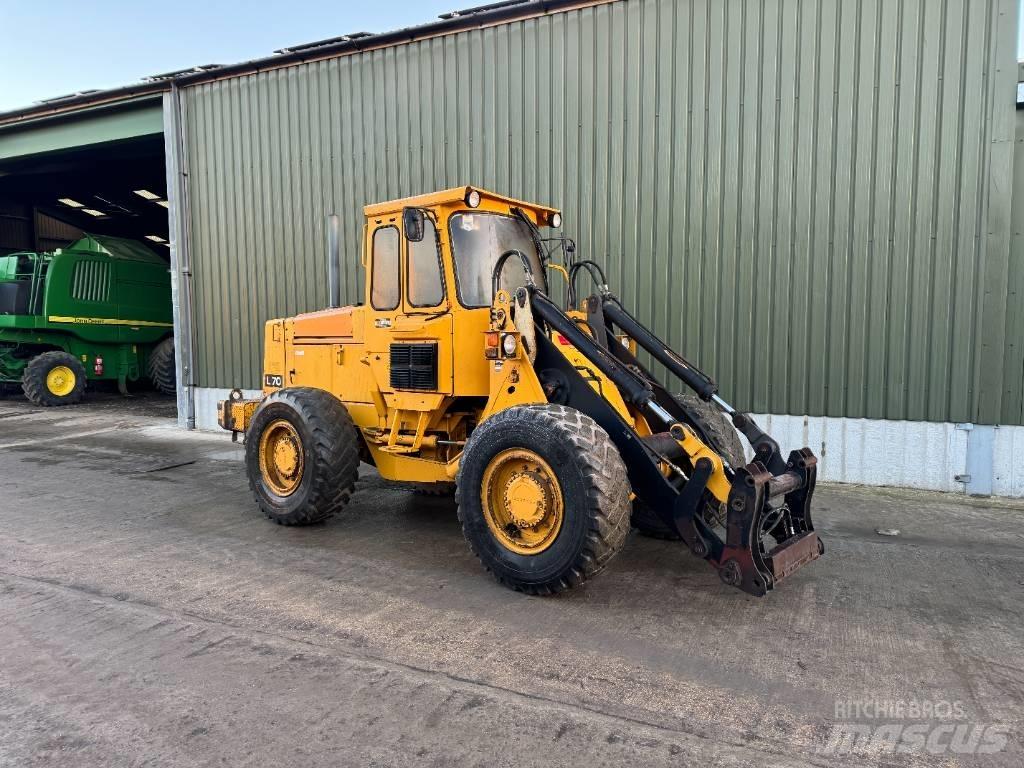 Volvo L 70 Gumikerekes homlokrakodók