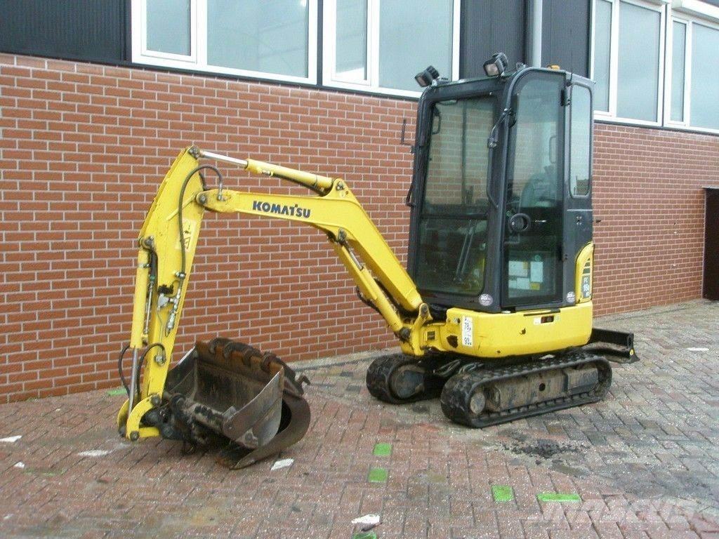 Komatsu PC16R-3HS Mini kotrók < 7t