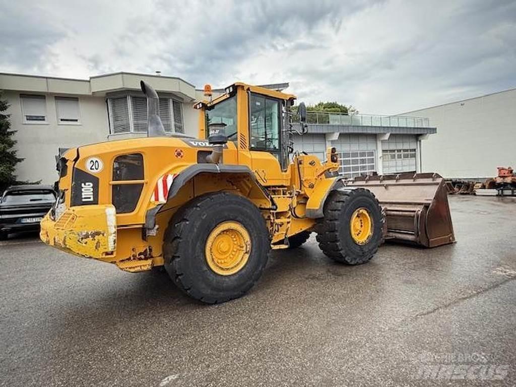 Volvo L110G Gumikerekes homlokrakodók