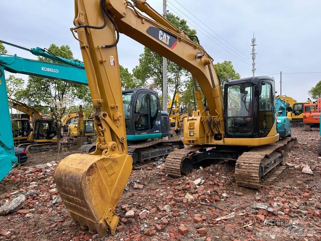 CAT 313C Lánctalpas kotrók