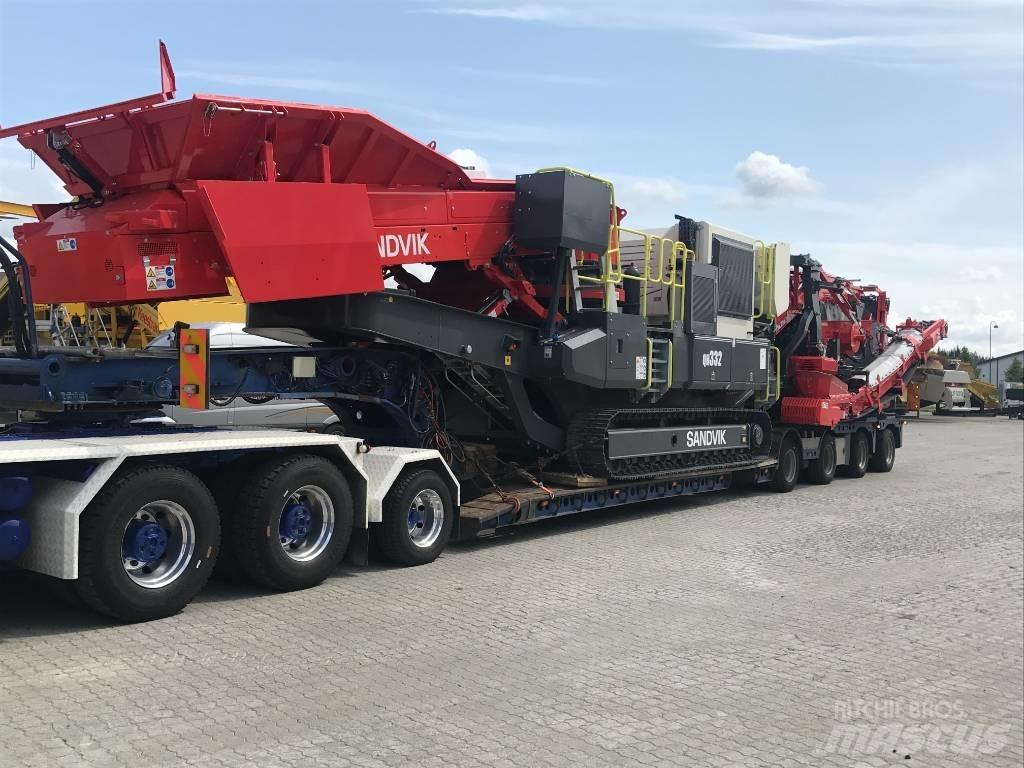 Sandvik QH 332 DDHS Mobil törőgépek
