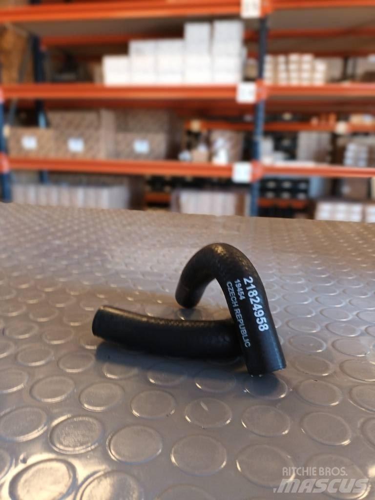 Volvo HOSE 21824958 Haszonjárművek - Egyéb