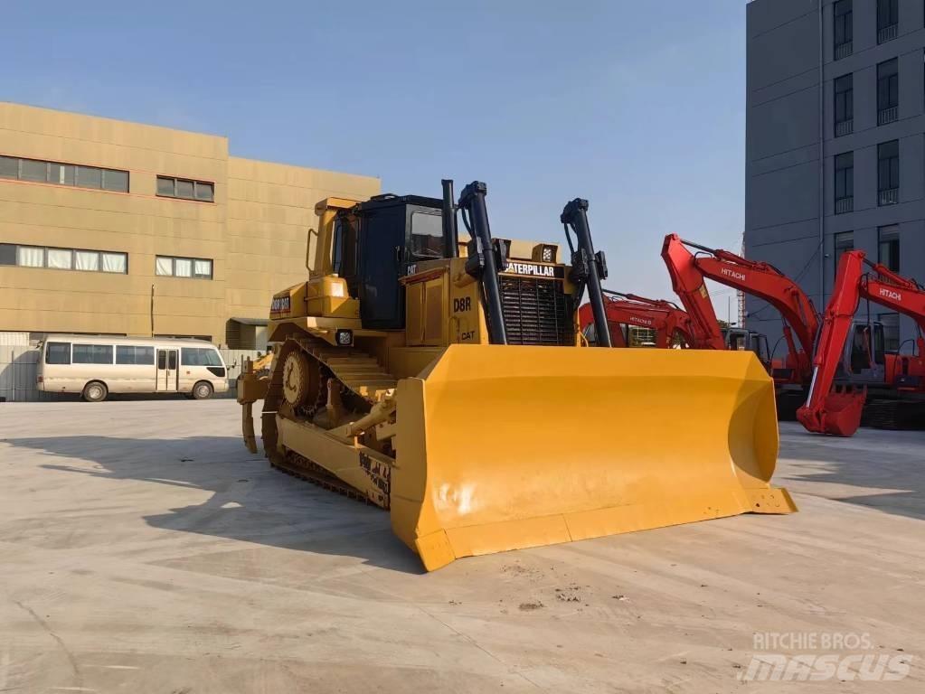 CAT D8R lánctalpas dózerek