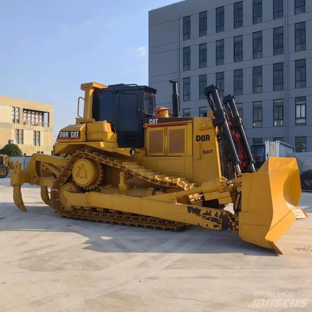 CAT D8R lánctalpas dózerek