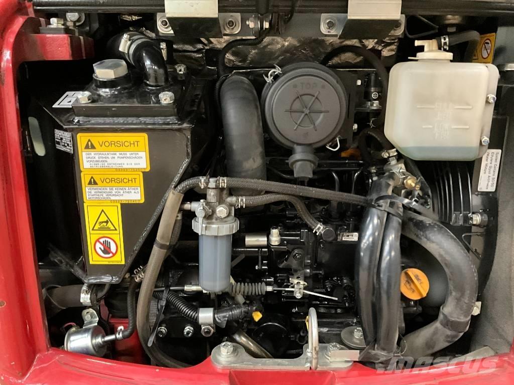 Takeuchi TB 216 Mini kotrók < 7t