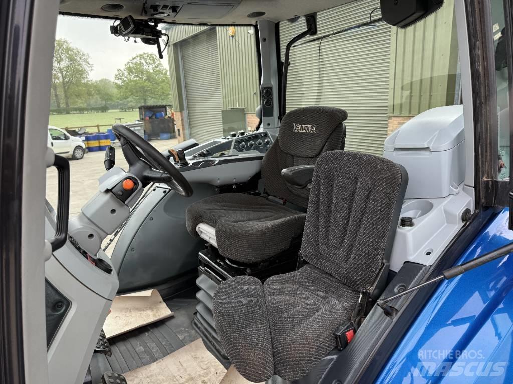 Valtra T 234 V Traktorok