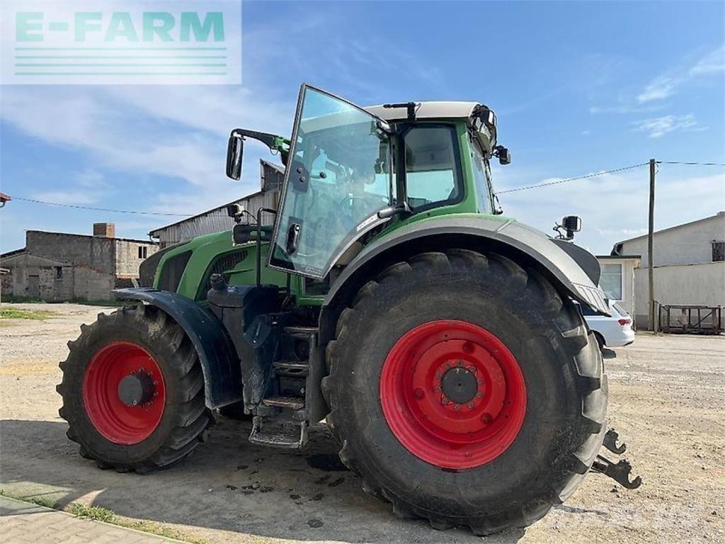 Fendt 826 vario Traktorok