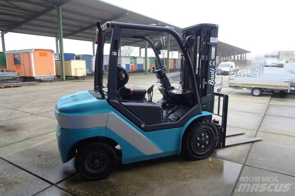 Baoli KBD25 Diesel . Targoncák-Egyéb
