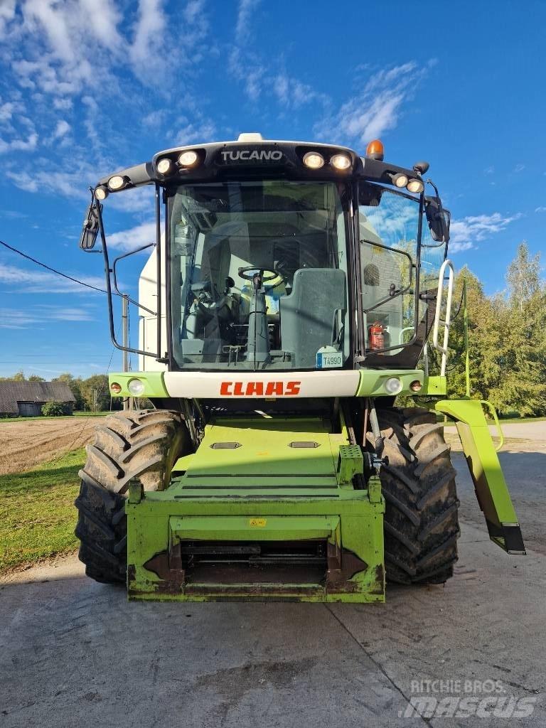 CLAAS Tucano 320 Kombájnok