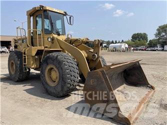 CAT 950 B Gumikerekes homlokrakodók