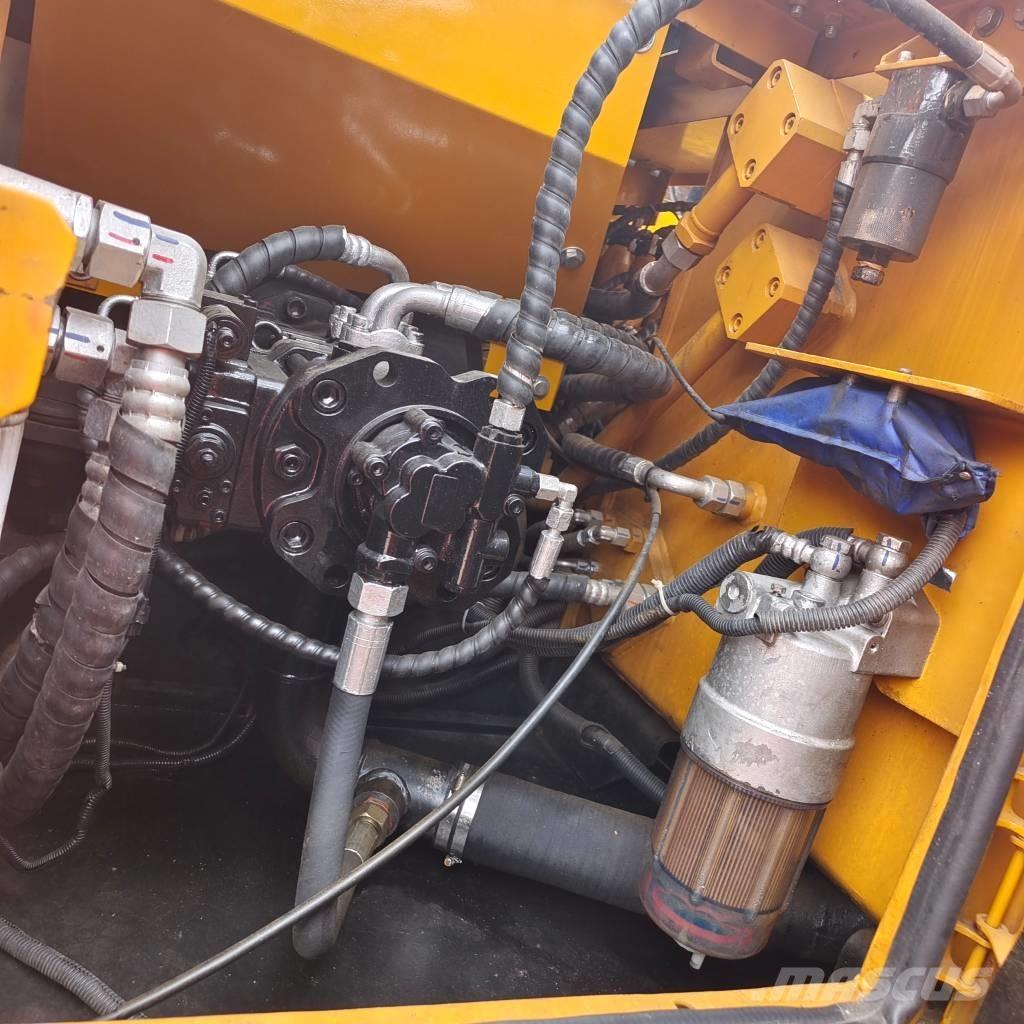 Sany SY 135 C Lánctalpas kotrók