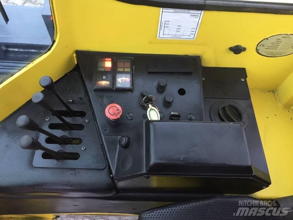 Combilift C5000XL Tolóoszlopos négyutas targonca