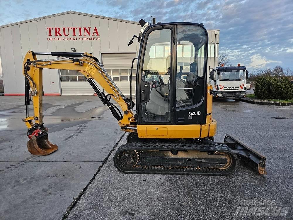 CAT 302.7 D CR Mini kotrók < 7t