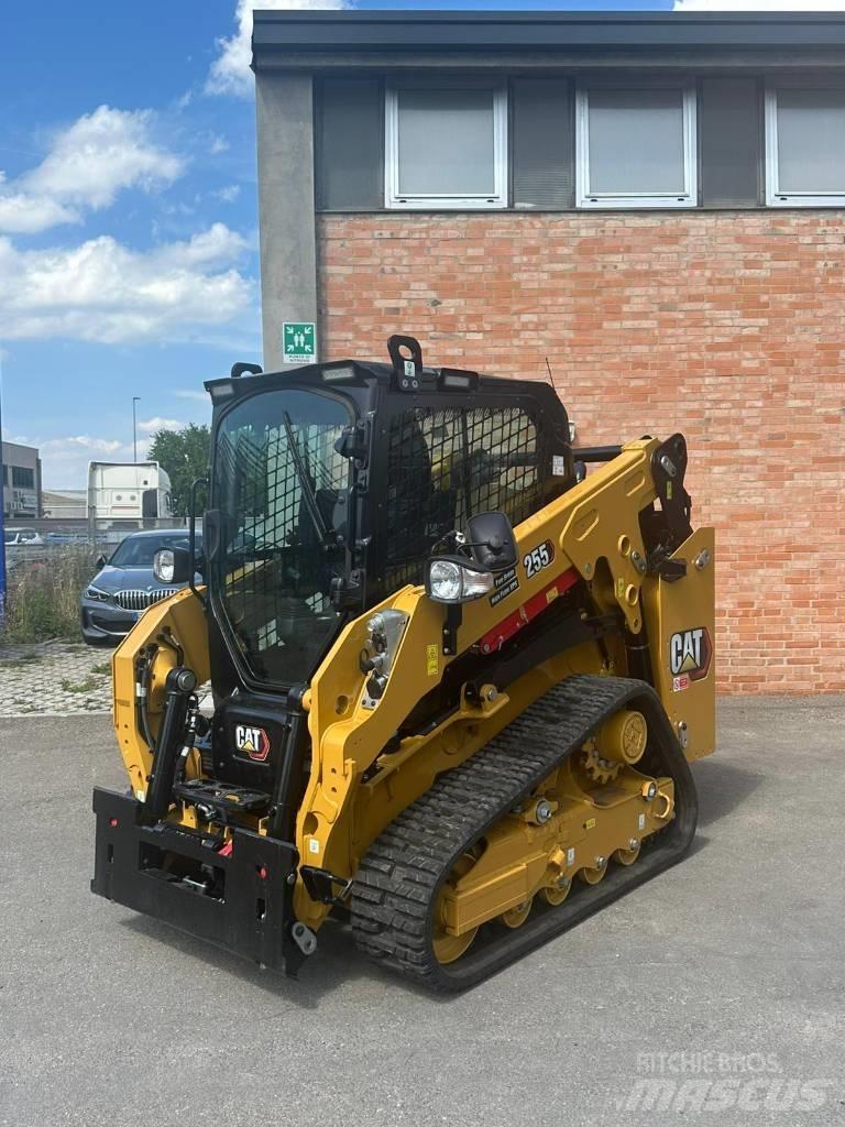 CAT 255 Lánctalpas homlokrakodók