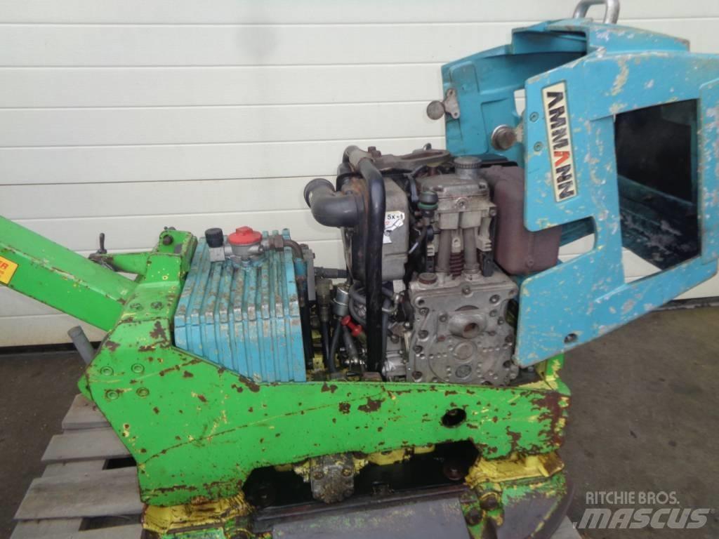 Ammann AVH 4020 Vibrátorok