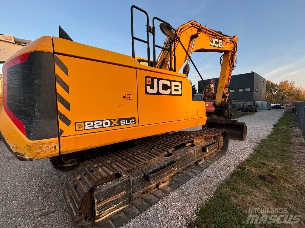 JCB 220 Lánctalpas kotrók