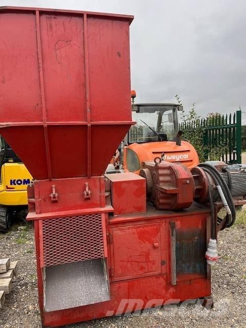 MG 220XL Válogató berendezések