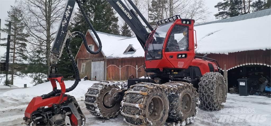 Komatsu XH911-6 Betakarítók
