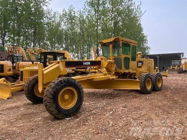 CAT 140 H Gréderek