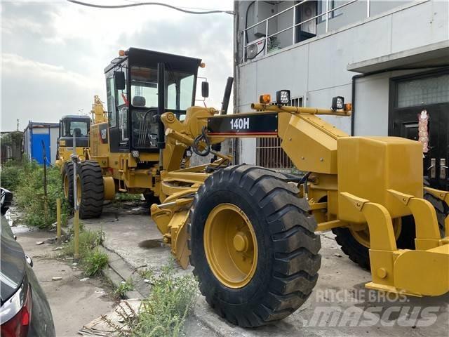 CAT 140 H Gréderek