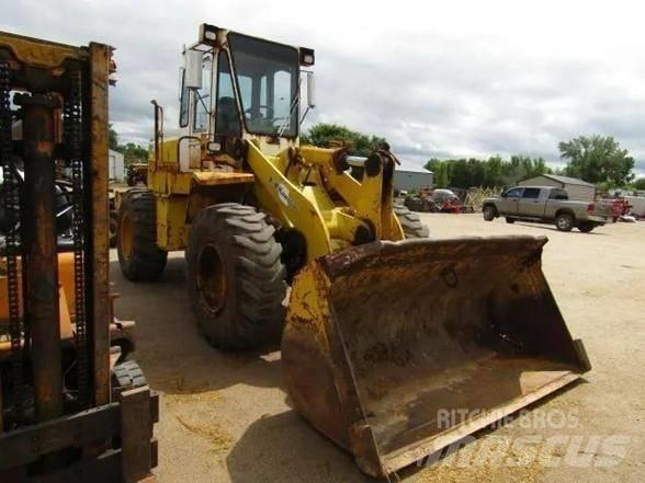 Kawasaki 65 Z III Gumikerekes homlokrakodók