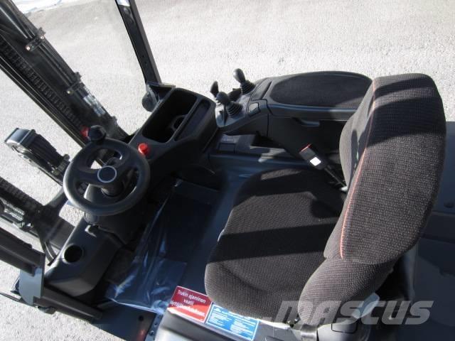 Linde E25L Elektromos targoncák