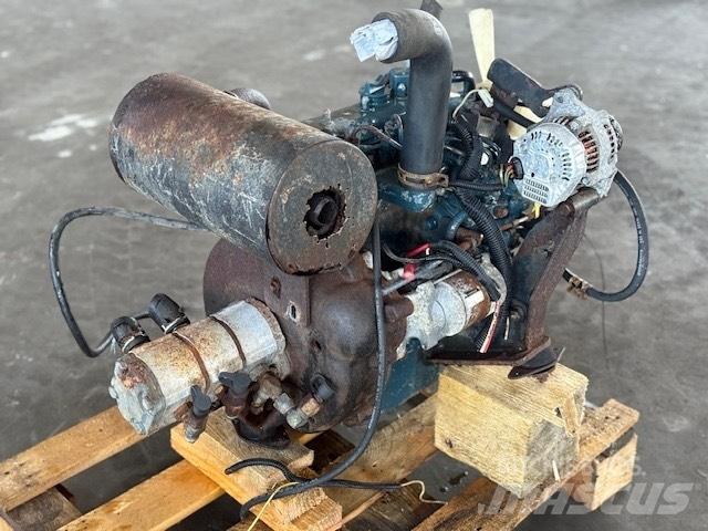 Kubota D 722-E Motorok