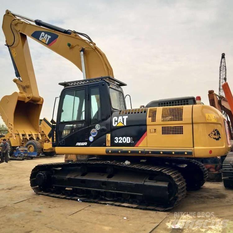 CAT 320D Lánctalpas kotrók