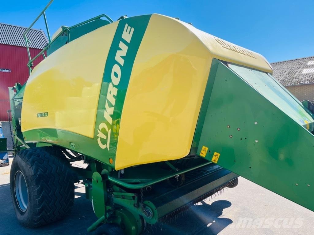 Krone Big Pack 12130 Szögletes bálázók