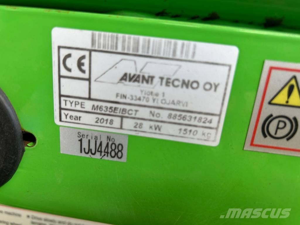 Avant 635 Univerzális rakodók