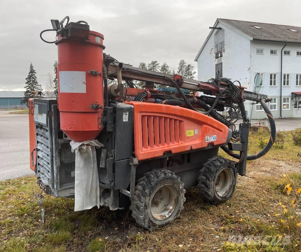 Sandvik DC125R Talaj fúró