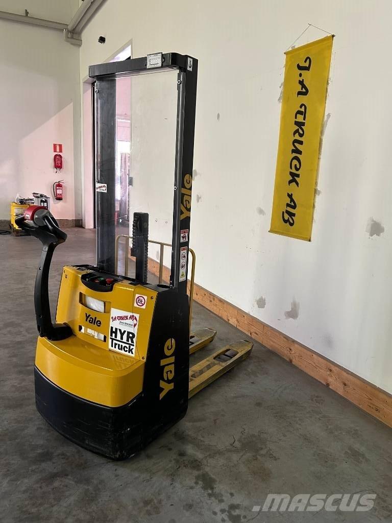 Yale MS 10 E Gyalogkíséretű targonca
