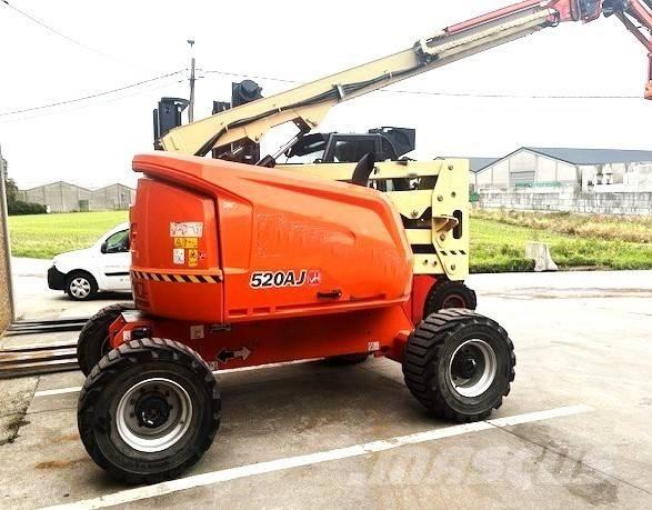 JLG 520 AJ Karos emelők