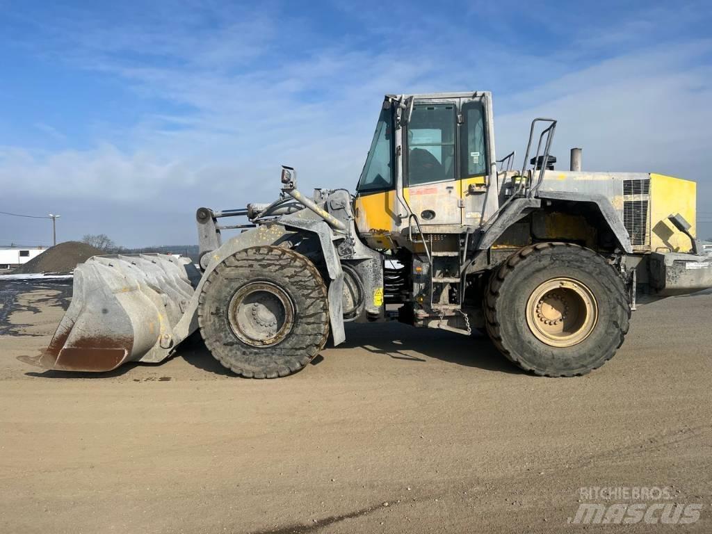 Komatsu WA 380-6 Gumikerekes homlokrakodók