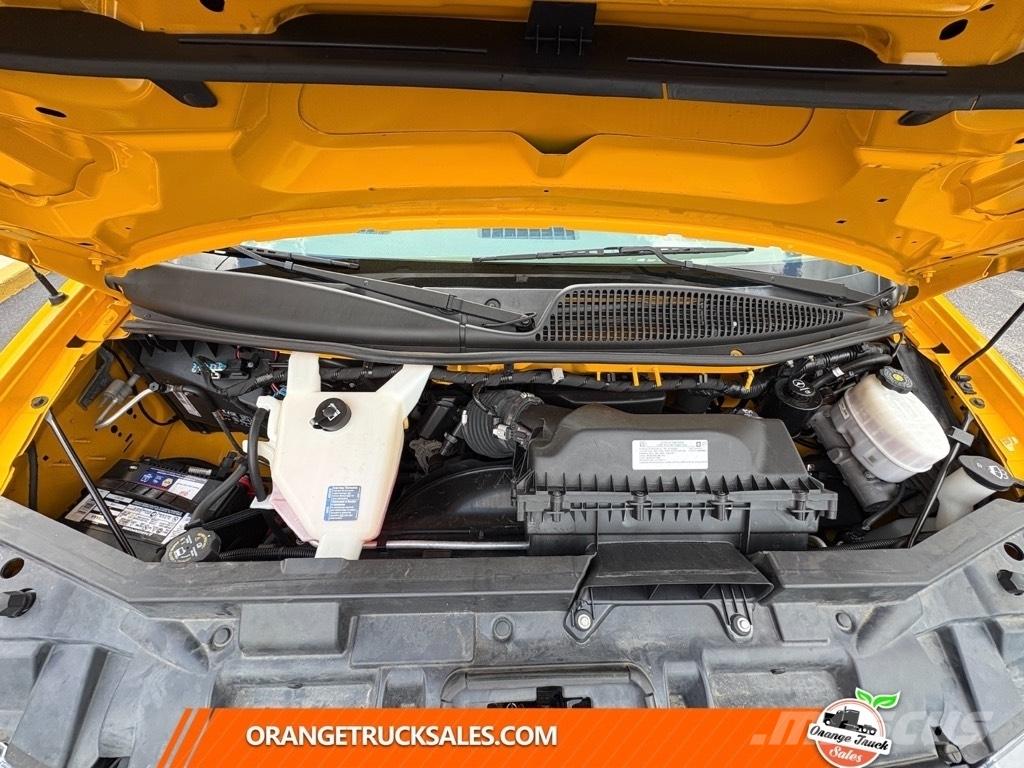 GMC Savana G3500 Transporterek