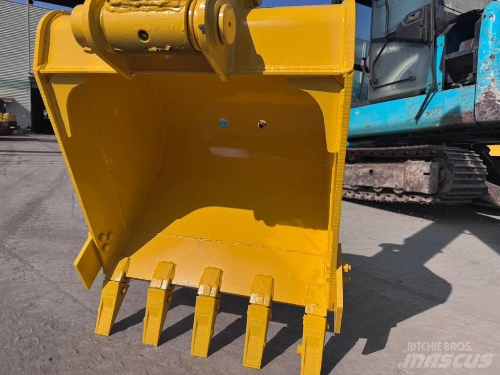 Komatsu PC 56 Lánctalpas kotrók
