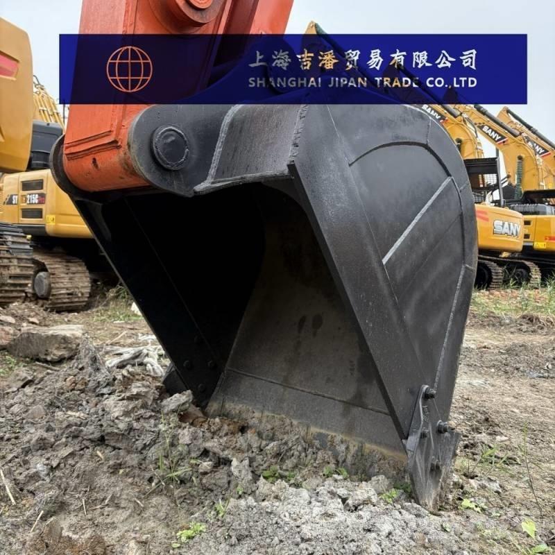 Hitachi ZX 210 Lánctalpas kotrók