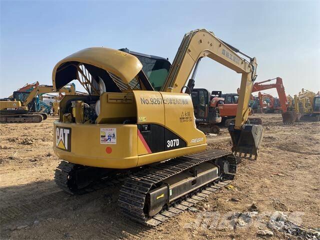 CAT 307D Mini kotrók < 7t