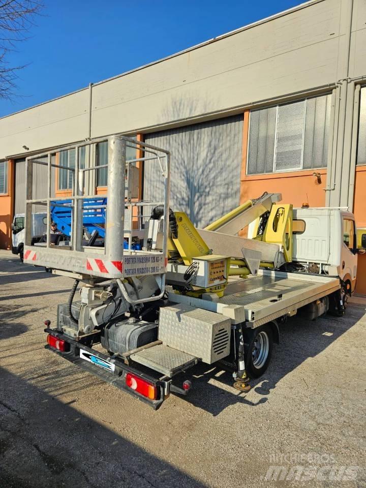 Multitel MX225 Teherautóra szerelt emelők és állványok