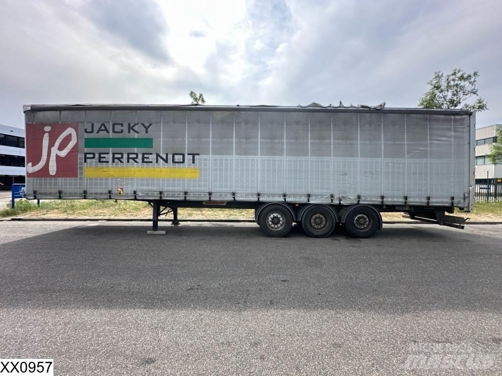 Fruehauf Tautliner Elhúzható ponyvás félpótkocsik