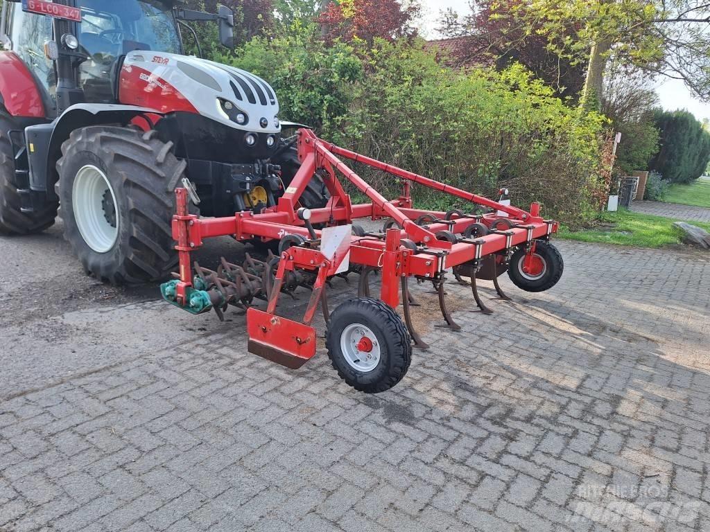 Kverneland STF 300 Kultivátorok