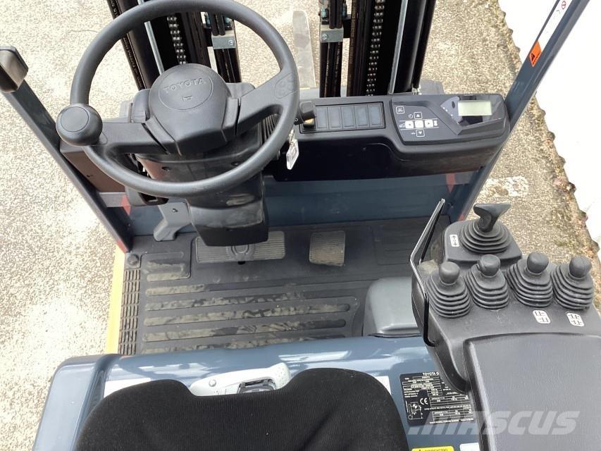 Toyota 7FBEST13 Elektromos targoncák