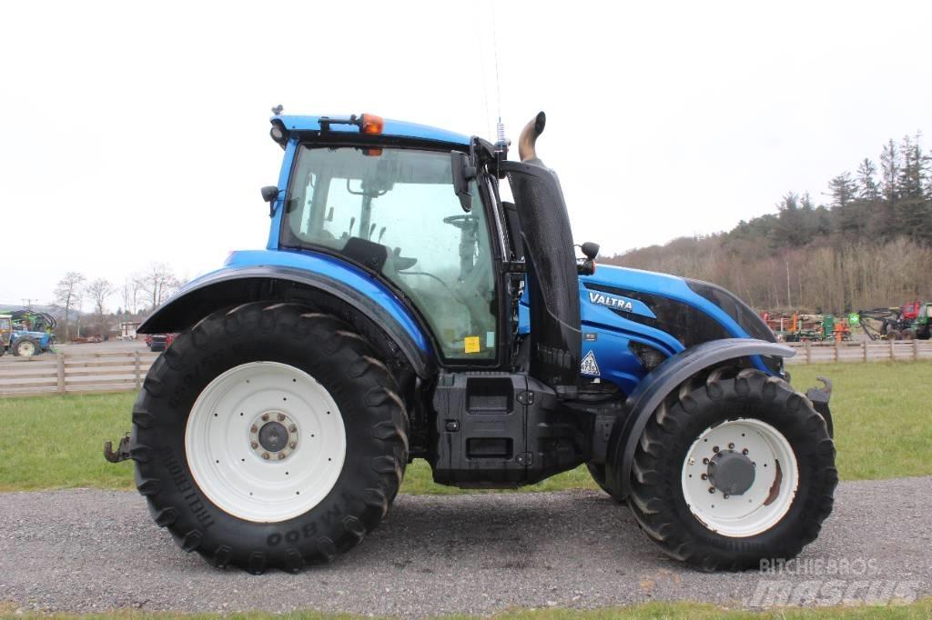 Valtra T174 Tractor Erdészeti traktorok