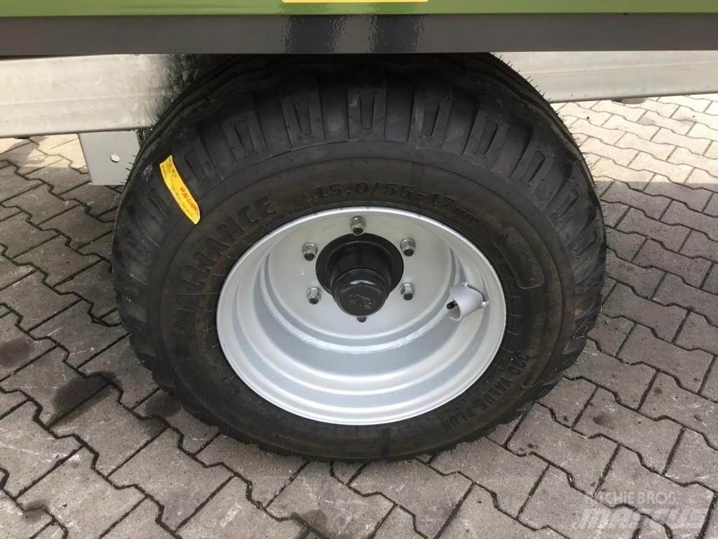 Fliegl EDK 50 FOX Bálaszállító pótkocsi