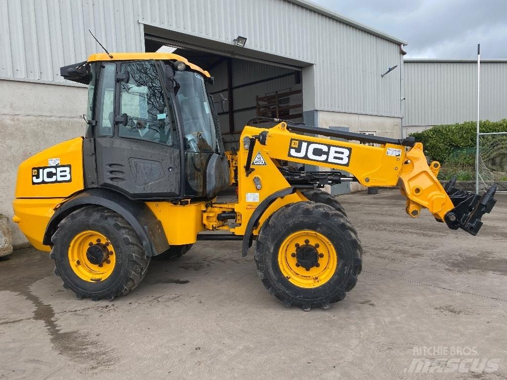 JCB TM 220 Teleszkópos mezőgazdasági rakodók